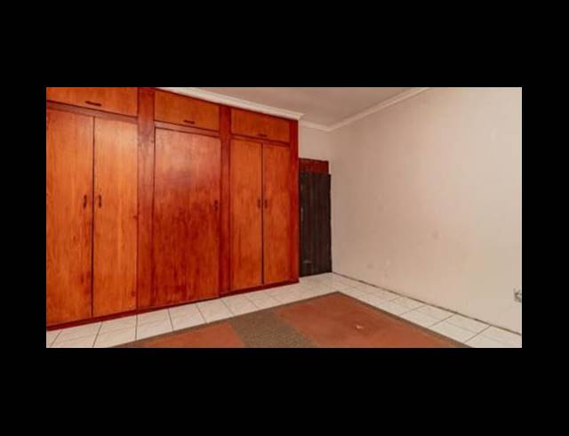 3 BEDROOM HOUSE FOR SALE IN CLAIREWOOD